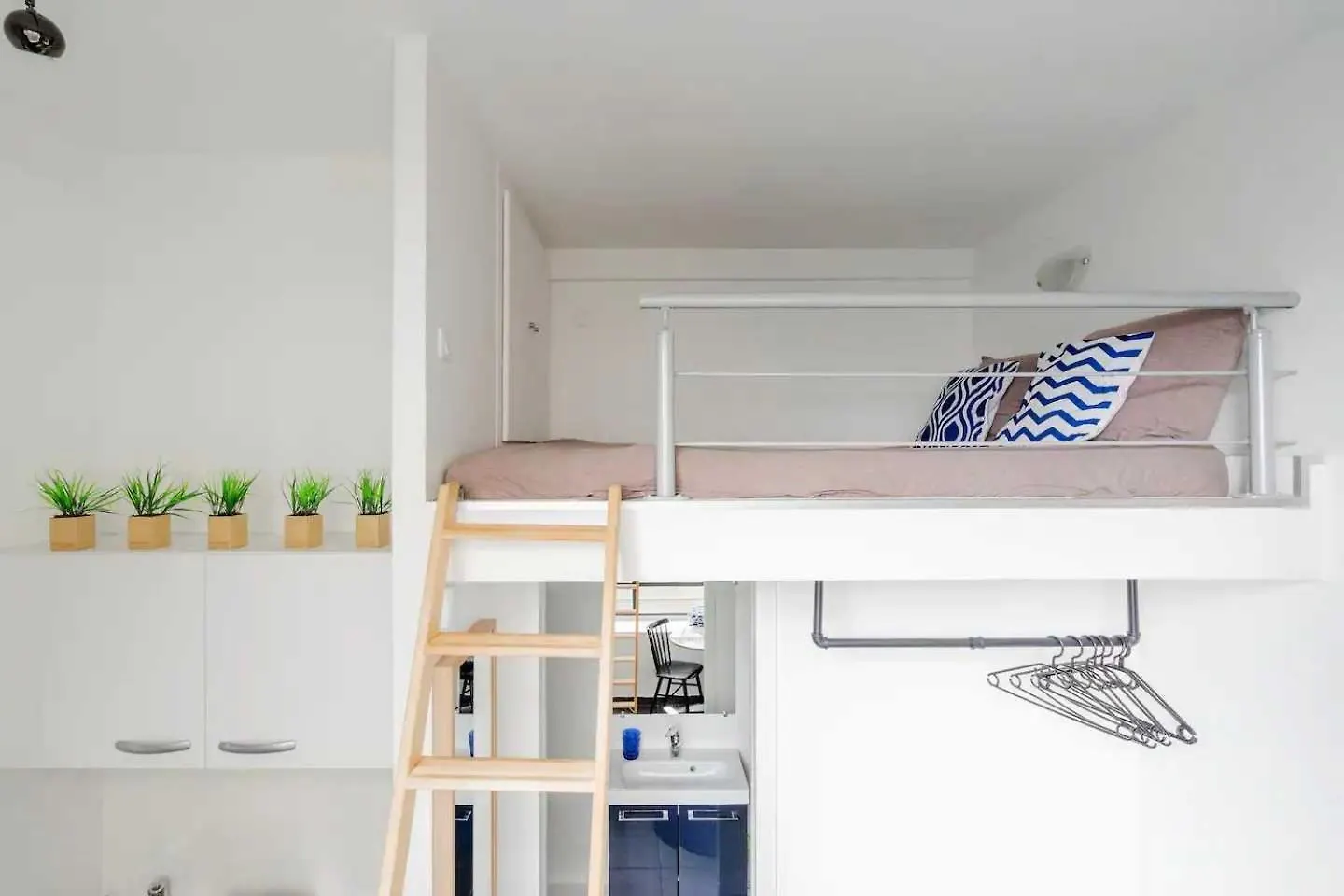Authentic Studio - 2P - Gare De L'Est Paris 0*,  France