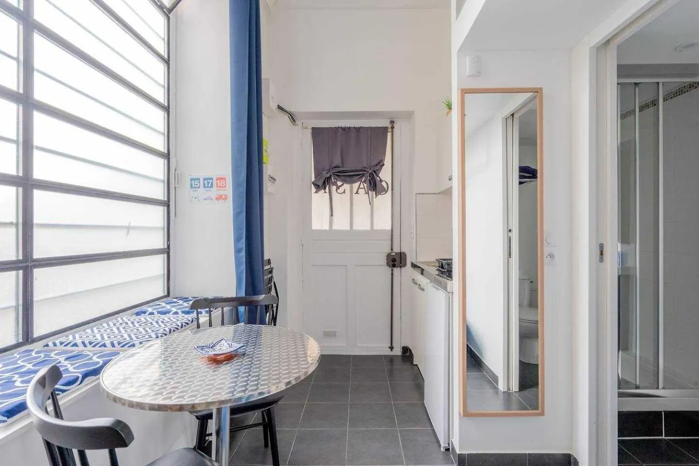 Authentic Studio - 2P - Gare De L'Est Paris 0*,